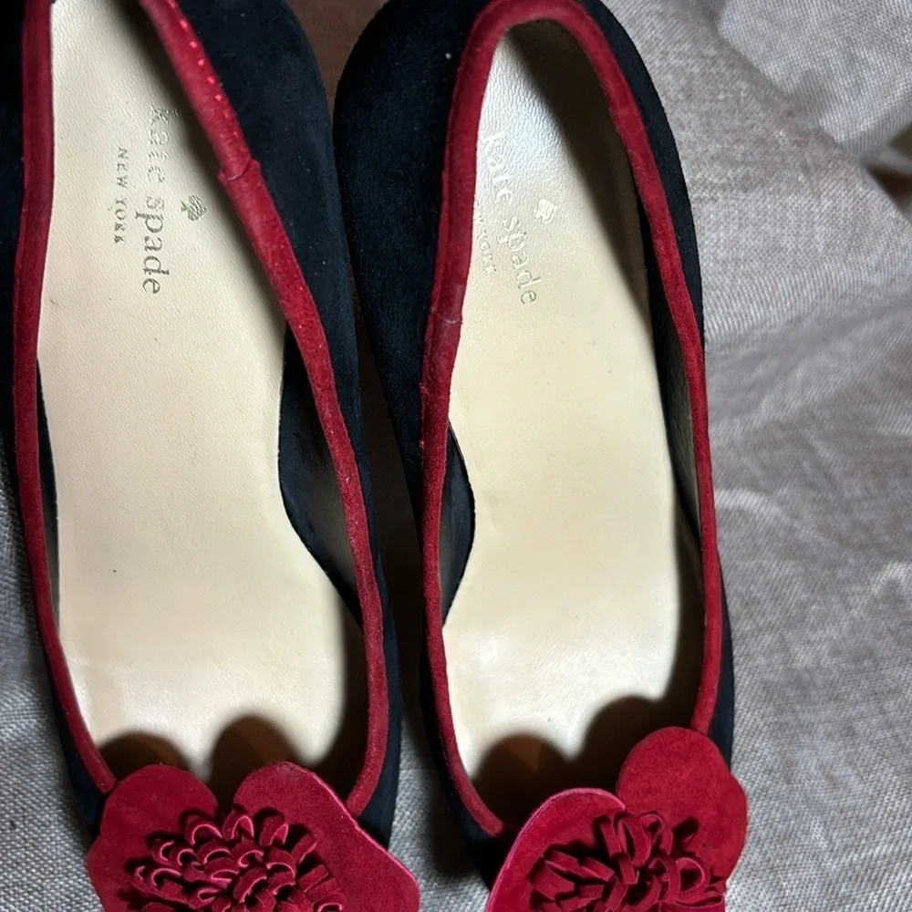 Kate Spade New York Black Suede Heels with Red Poppy Size 8